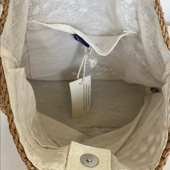 Hat Attack Celia Woven Tan Handbag - Picture 4 of 4